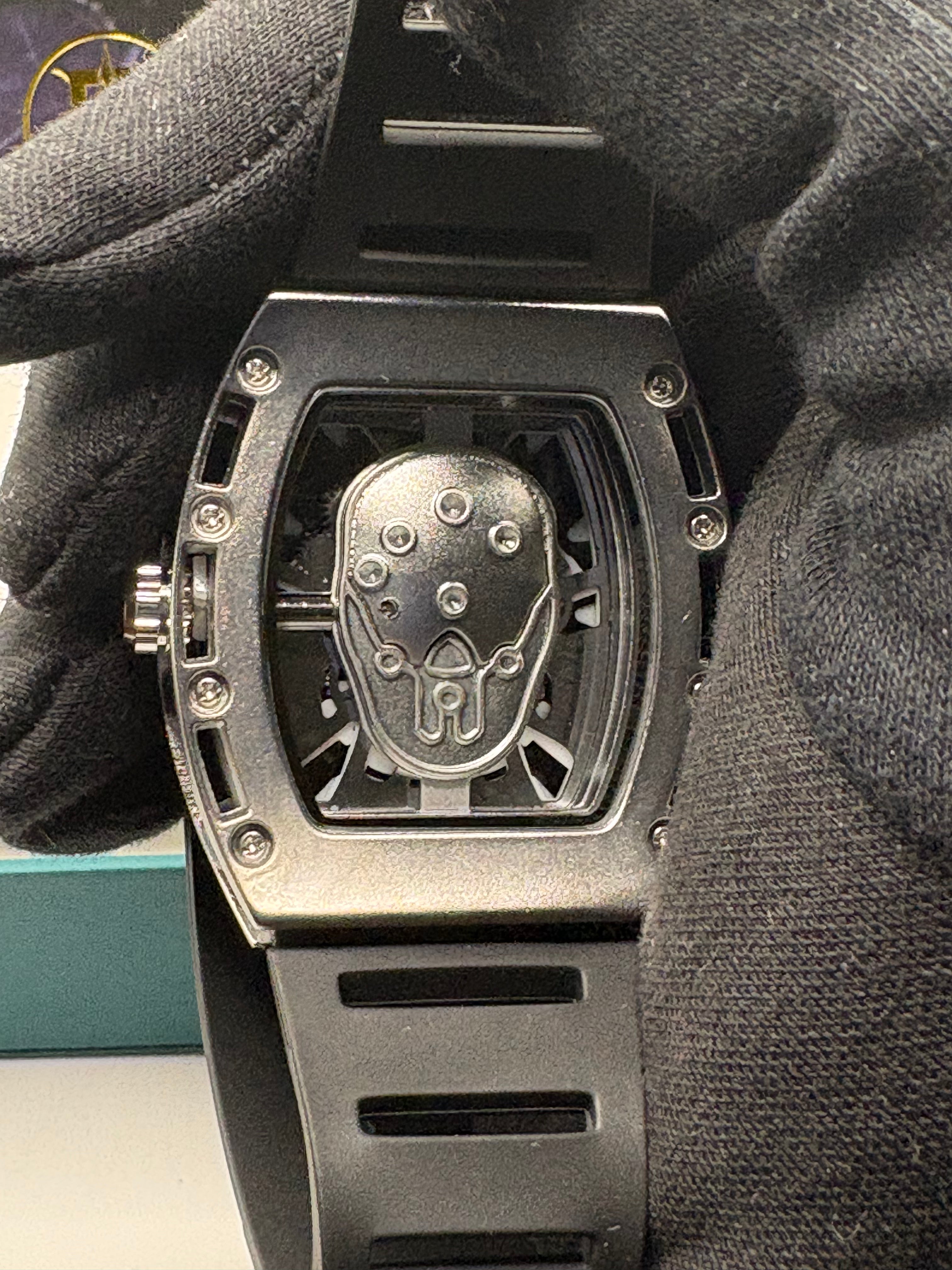 B0310 Alloy Dial & Silicone Strap